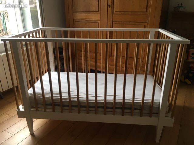 Lit bébé et matelas (image 2)