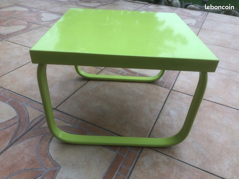 Petite table métallique verte (image 4)