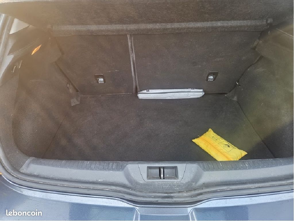 Renault Mégane IV Berline dCi 110 Energy Intens (image 10)