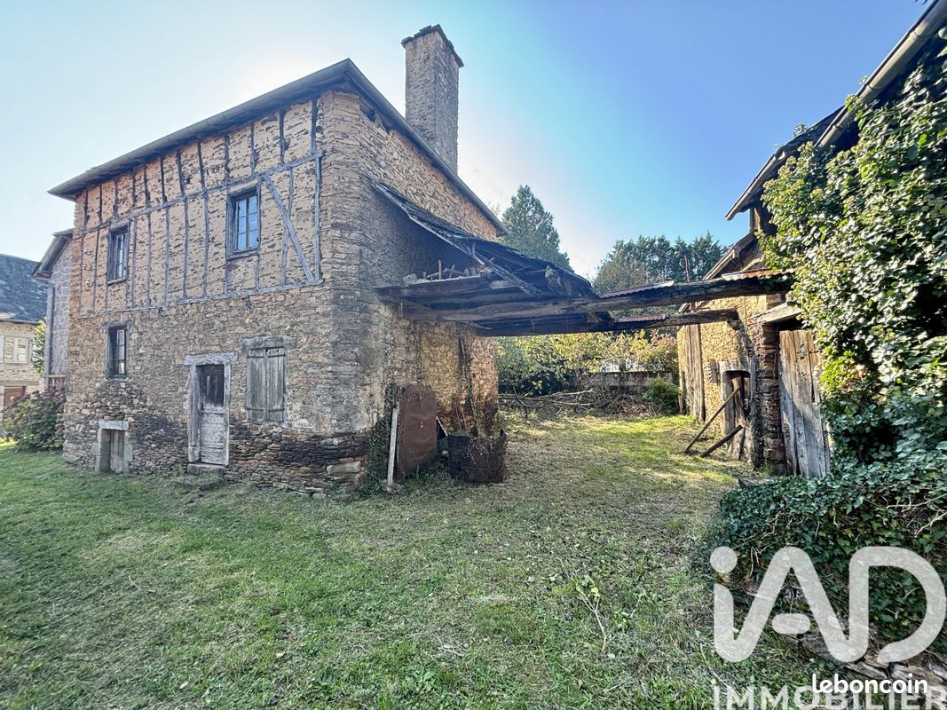 Maison 5 pièces 78 m² · à Saint-Hilaire-Peyroux · 78 m² · 45 000 €