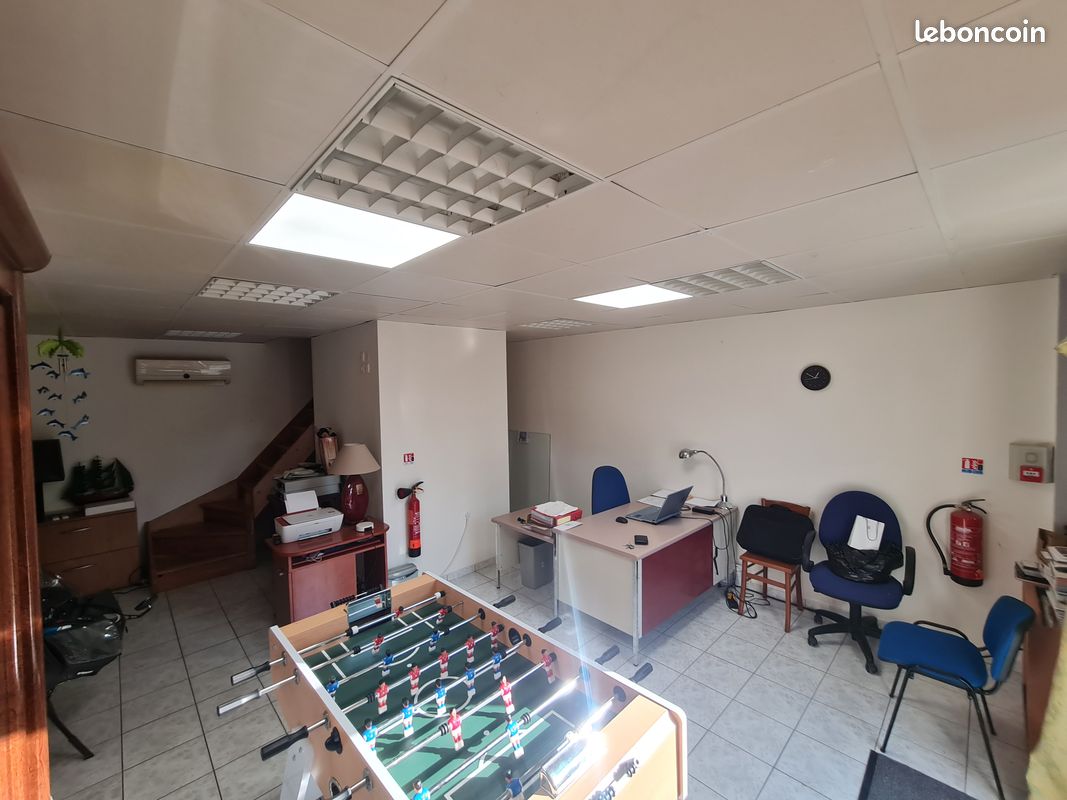 Local bureau 35m2 (image 1)