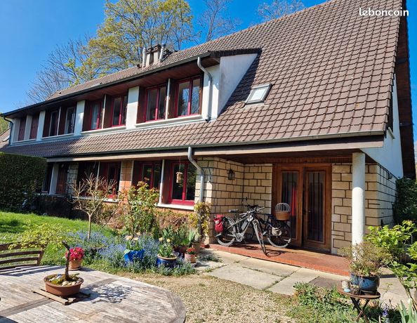 Maison 7 pièces / 5 chambres 142 m2 Sèvres-Ville d'Avray