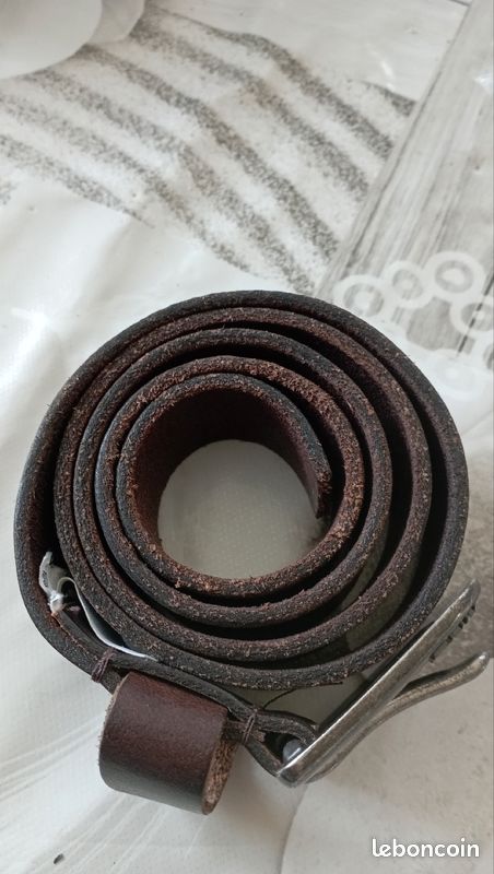 Lot de ceinture en cuir taille M (image 6)