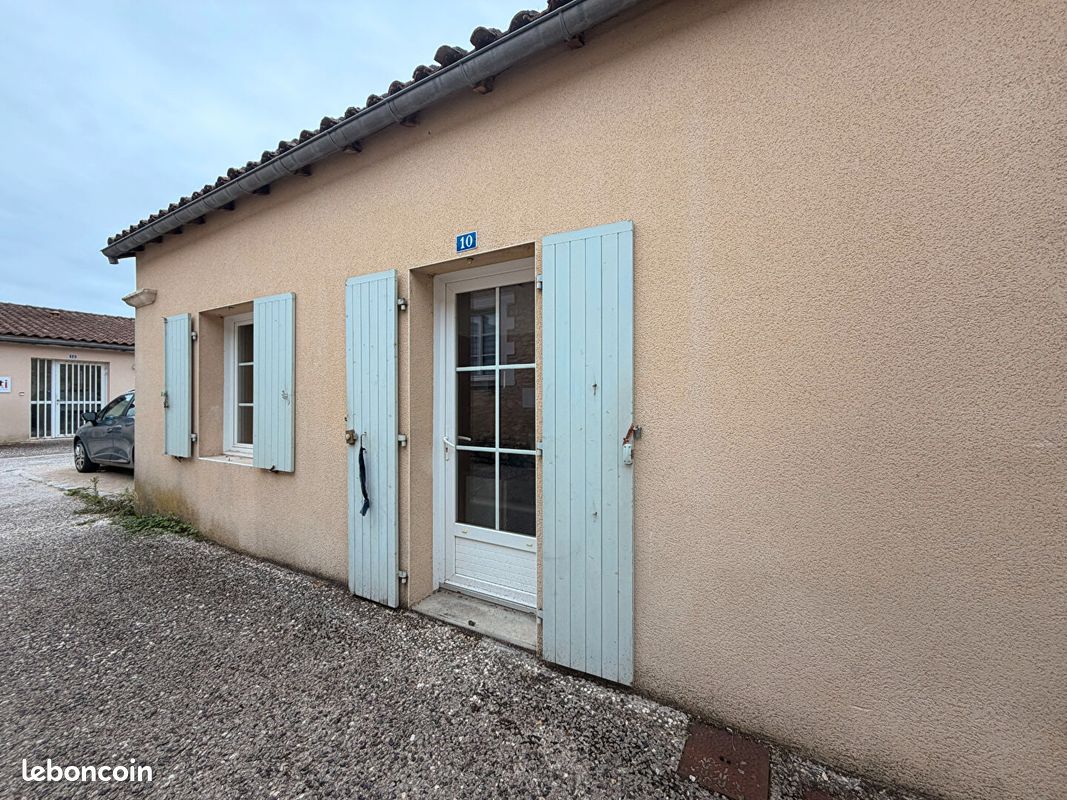 Appartement 2 pièces 32 m² · à Ruffec · 32 m² · 400 €/mois