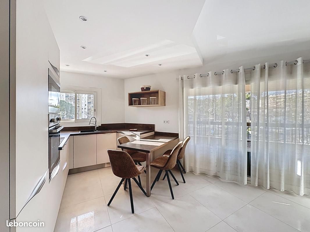 Appartement 2 pièces 51 m² · à Le Cannet · 51 m² · 850 €