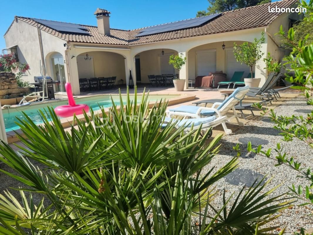Maison 8 pièces 190 m² · à Aubais · 190 m² · 729 000 €
