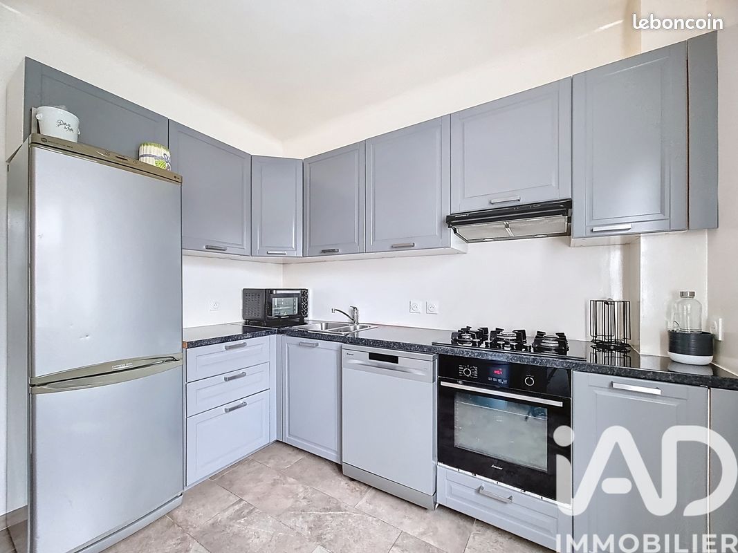 Maison 5 pièces 95 m² · à Athis-Mons · 95 m² · 369 000 €