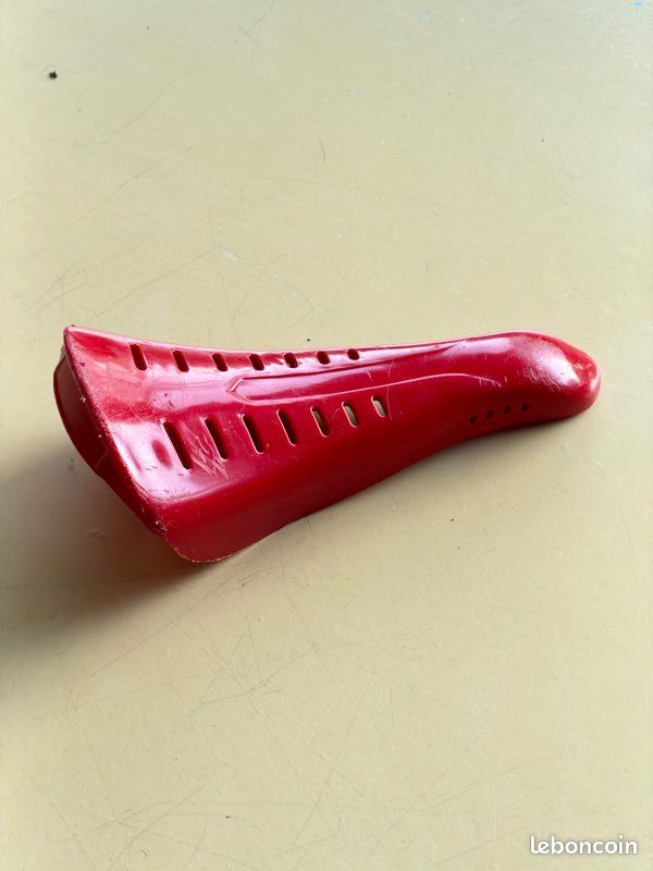 Rare Selle Vélo Vintage Années 80 Old School Bmx Iscaselle Violet Seat