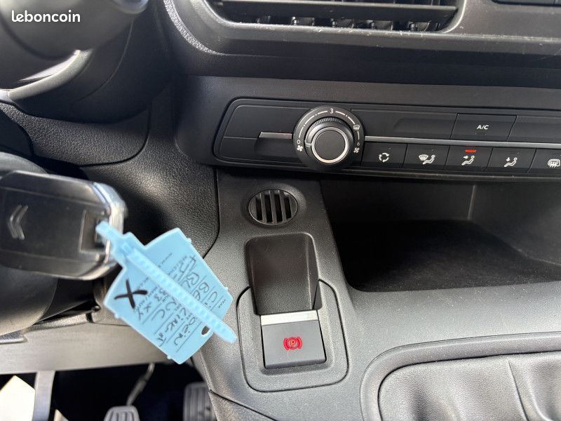 Citroen BERLINGO VAN M 650KG BLUEHDI 100 S&S DRIVER BVM5 (image 21)