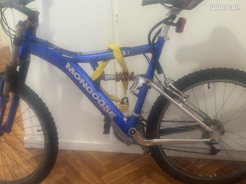 Vélo tout terrain (image 2)