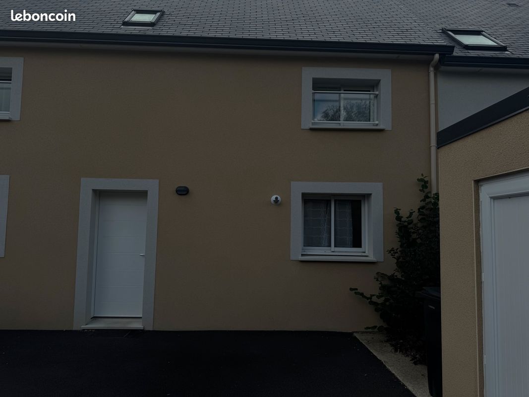 Maison 4 pièces 66 m² · à Pont-l'Évêque · 66 m² · 869 €/mois