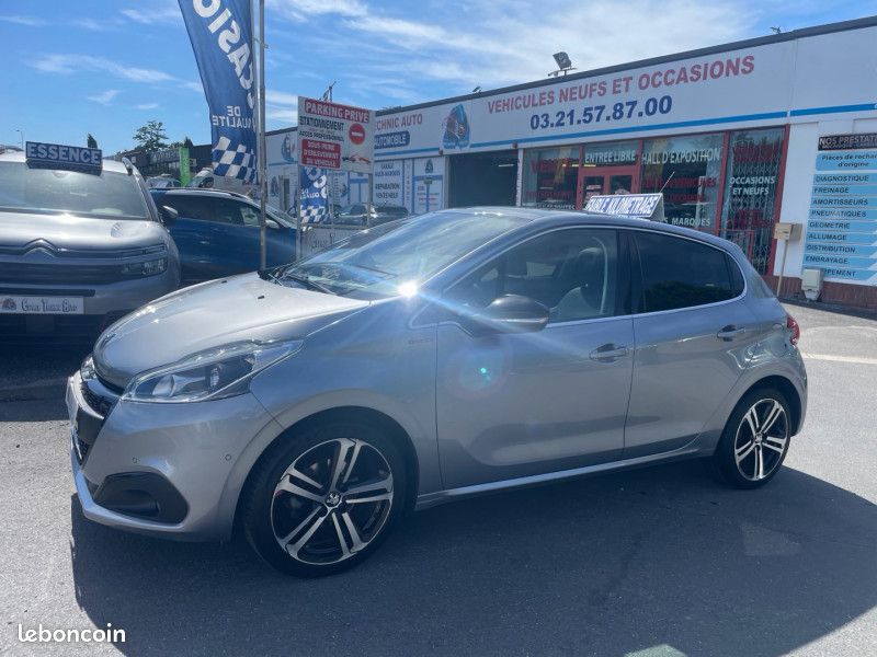 Peugeot 208 1.2 PURETECH 110CH E6.C GT LINE S&S 5P (image 1)