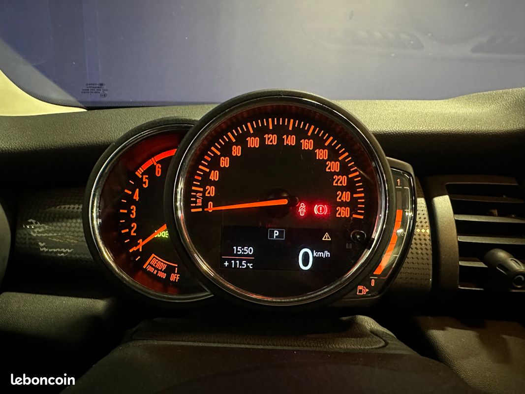 Mini Business 1.5 D 116ch - 2018 - Boîte auto-Climatisation (image 10)