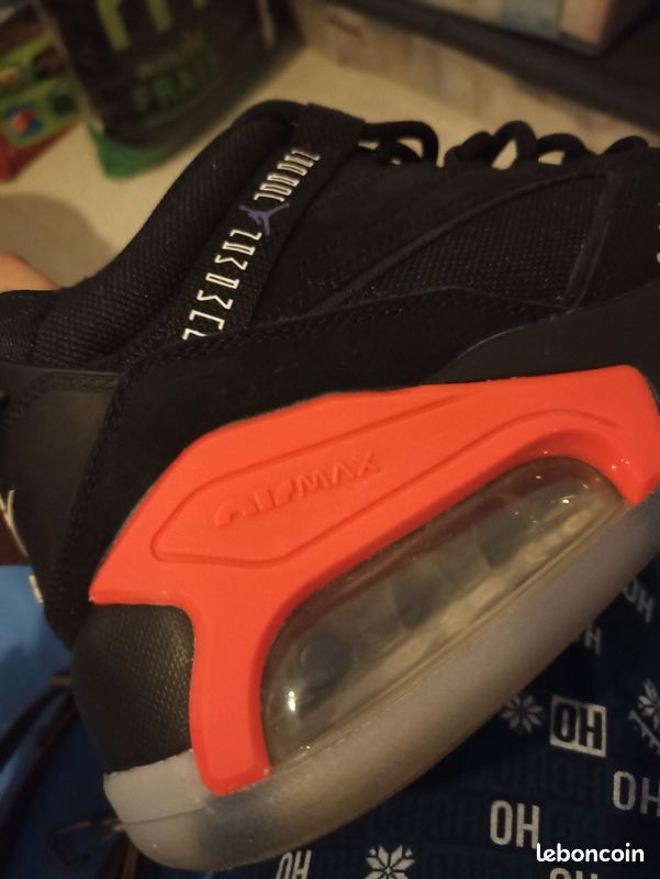 Nike (image 2)
