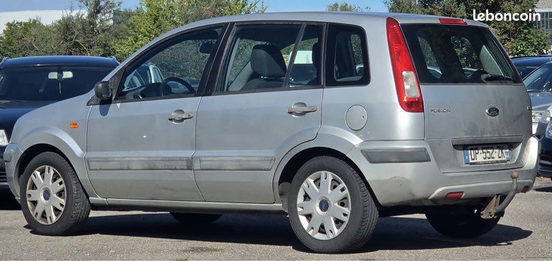 Ford Fusion 1.6L Tdci 90 Cv Pack Senso du 01/07 (image 4)