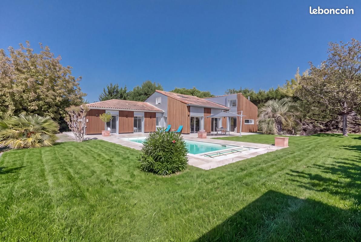Maison 7 pièces 233 m² · à Villenave-d'Ornon · 233 m² · 1 159 000 €