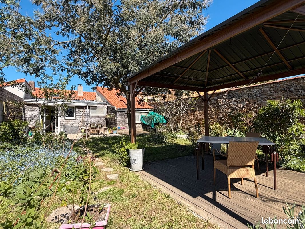 Maison 5 pièces 118 m² · à Cholet · 118 m² · 225 000 €