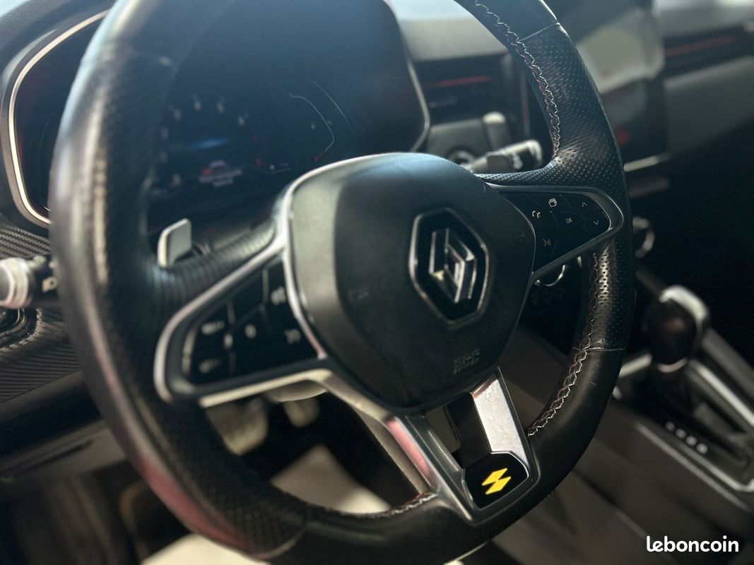 Renault CLIO V 1.3 130 cv R.S. Line boite auto (image 17)