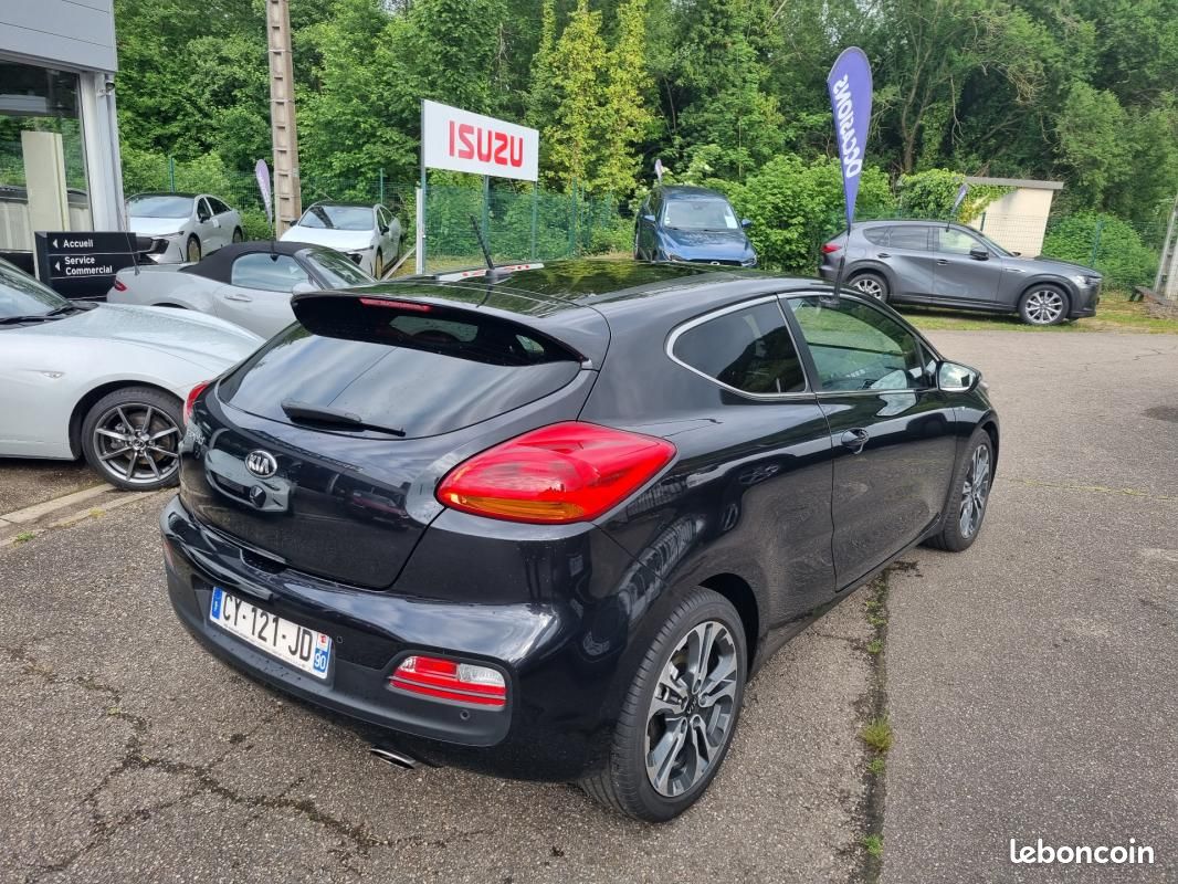 Kia Cee'd 1.6L GDI 135 ch BVM6 Premium (image 2)