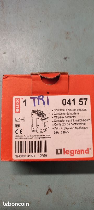 Contacteur jour/nuit neuf triphasé (image 1)