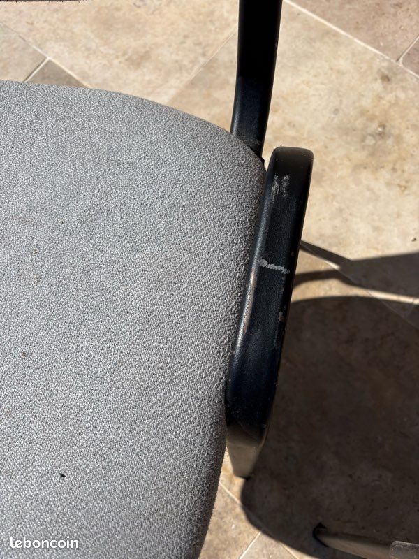 Chaises (image 2)