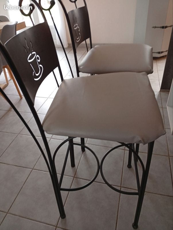Chaises de bar (image 1)