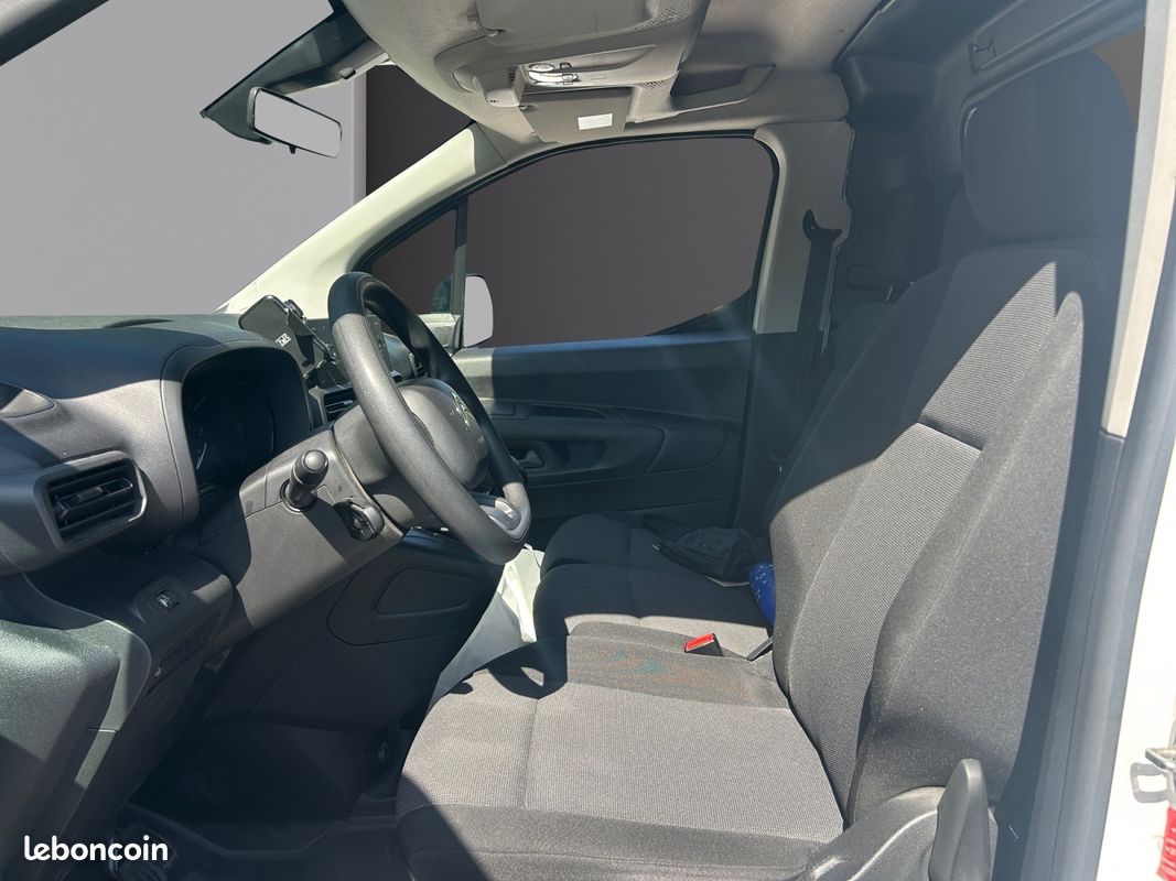 CITROEN BERLINGO III TAILLE M 1000KG BLUEHDI 100 S&S CLUB 3PL 102Ch Garantie 12 mois (image 10)