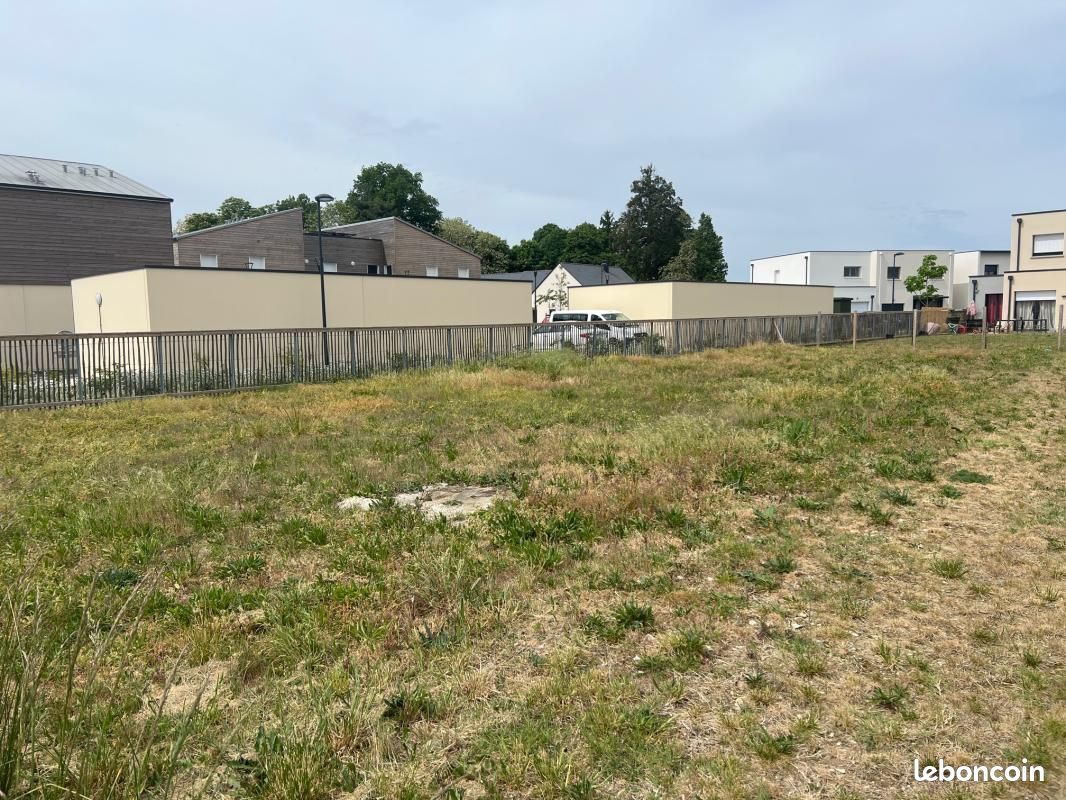 Terrain 469 m² Maze · à Mazé-Milon · 46 431 €