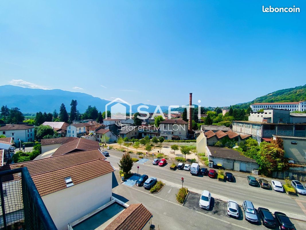Appartement 4 pièces 63 m² · à Tullins · 63 m² · 115 000 €