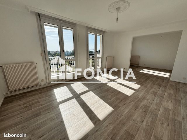 Appartement 4 pièces 105 m² · à Saint-Cyr-sur-Loire · 105 m² · 1 075 €