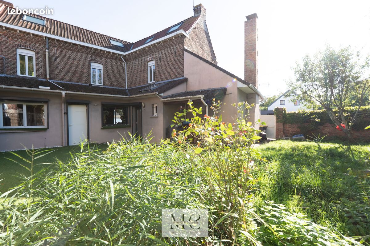Maison 10 pièces 221 m² · à Salomé · 221 m² · 309 000 €