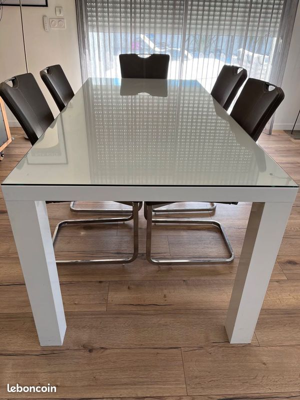 Table de salon en verre trempée (image 2)