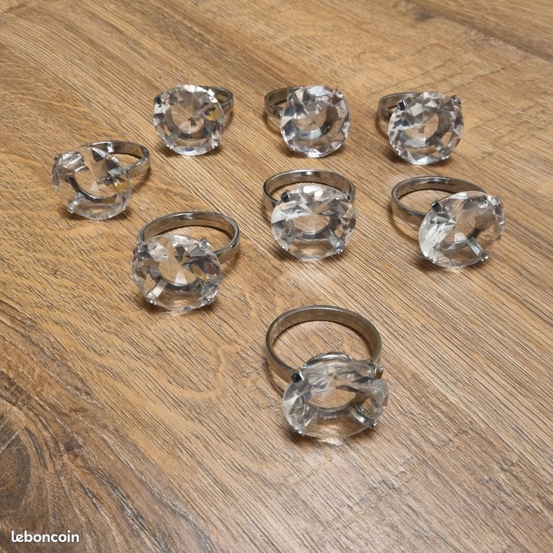 Bague de servette de marage personnalsée avec noms et date de