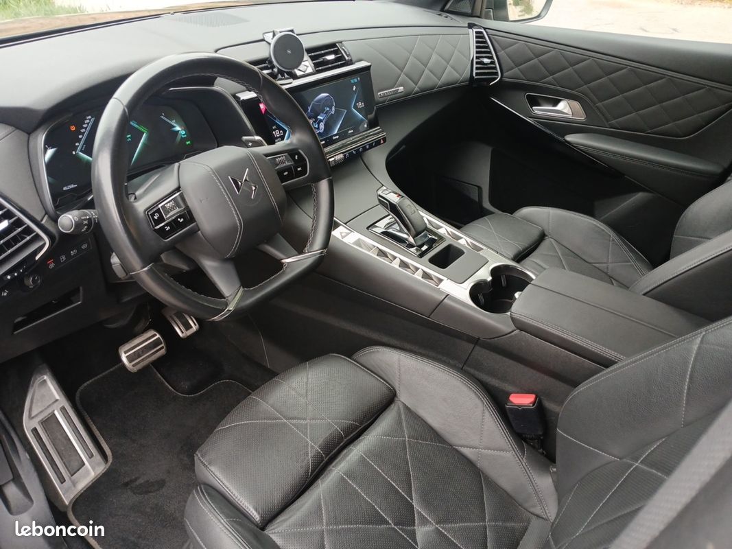 DS DS7 CROSSBACK Hybride E-Tense 300 EAT8 4x4 Rivoli GARANTIE 12 MOIS (image 23)
