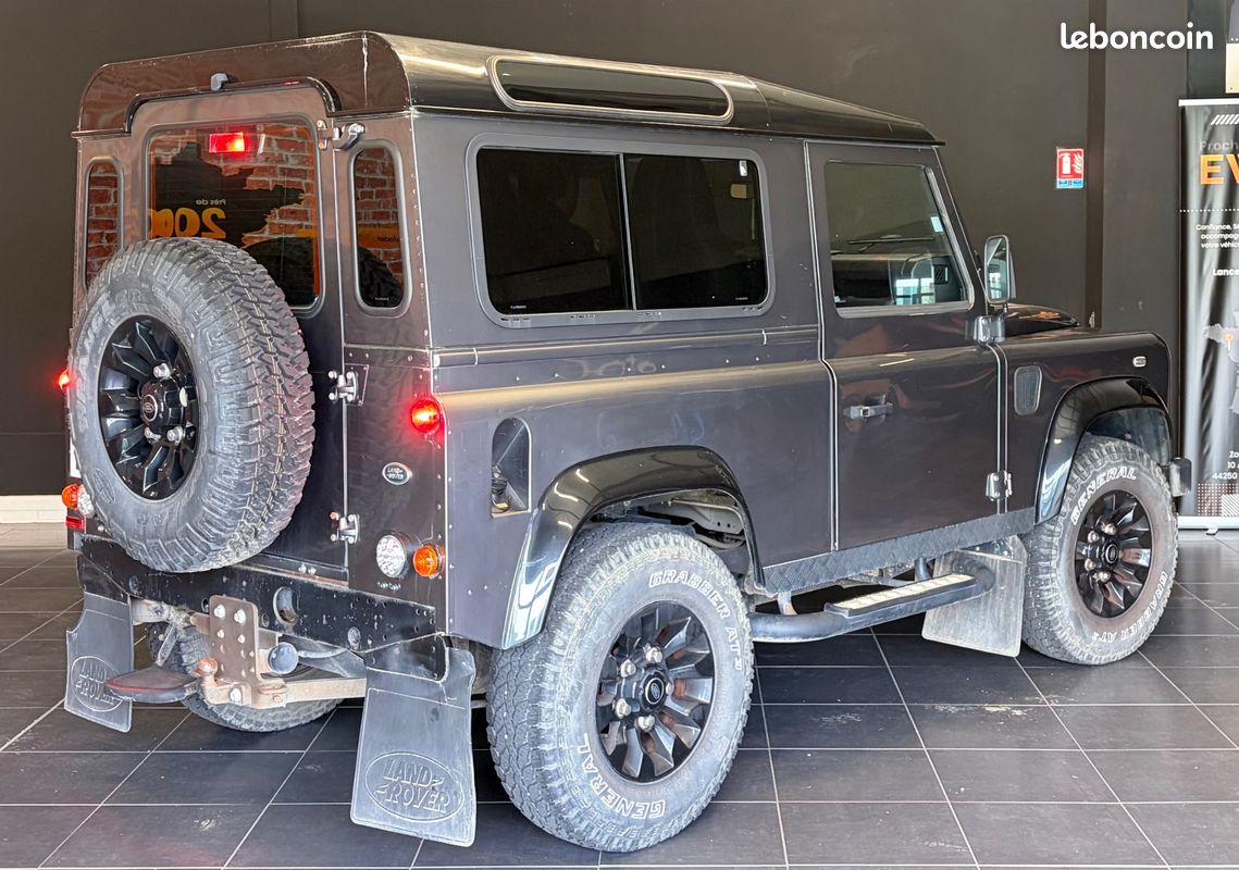 Land rover defender societe 90 2.2 120 4wd (image 2)