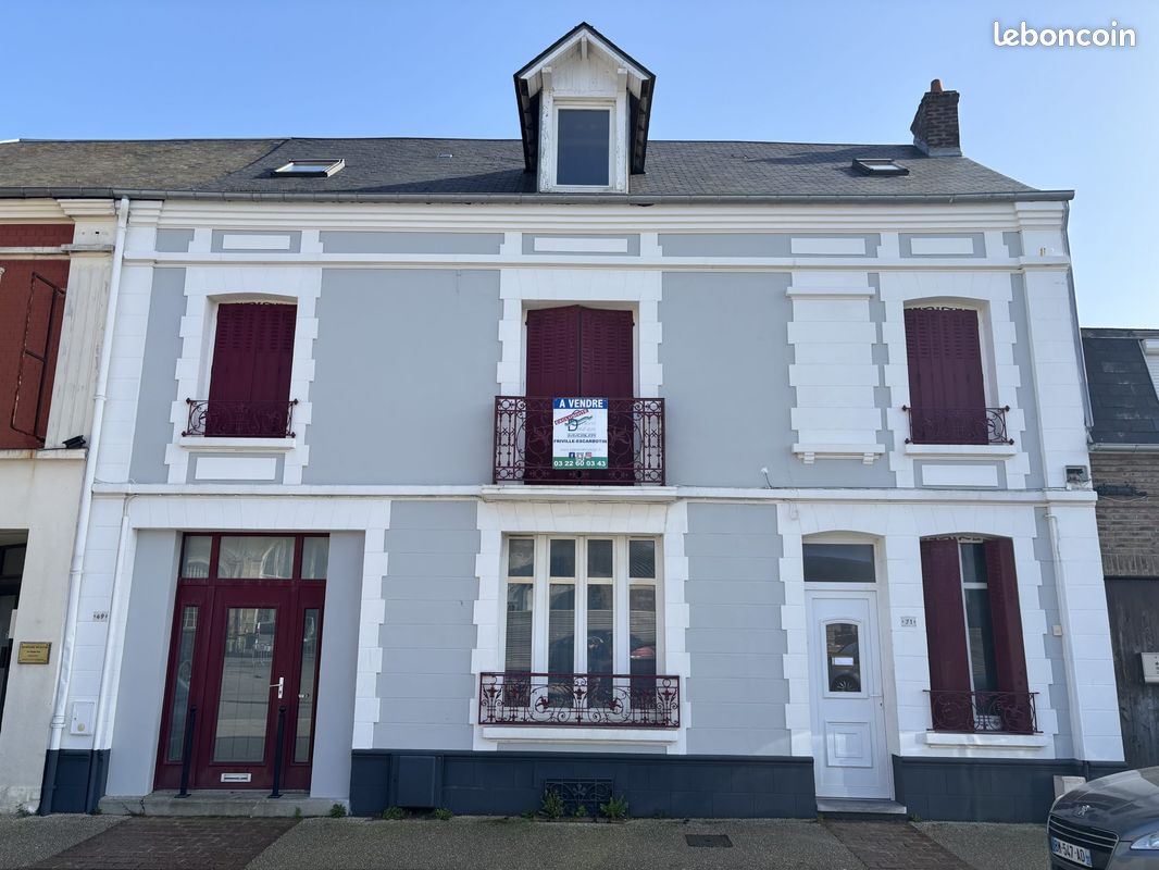 Maison 10 pièces 200 m² · à Friville-Escarbotin · 200 m² · 180 200 €