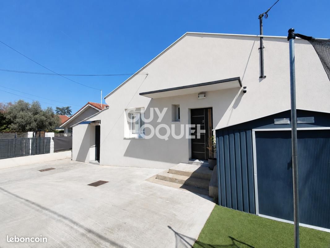 Maison 4 pièces 74 m² · à Décines-Charpieu · 74 m² · 325 000 €