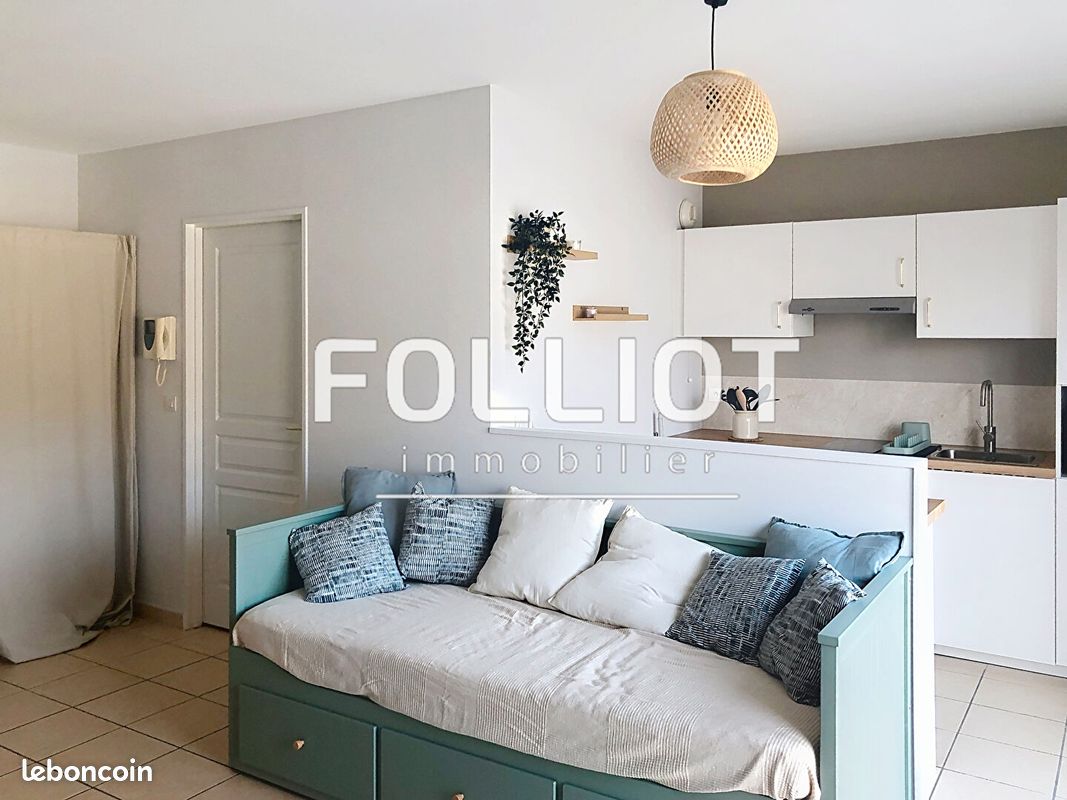 Appartement 1 pièce 30 m² · à Douvres-la-Délivrande · 30 m² · 577 €