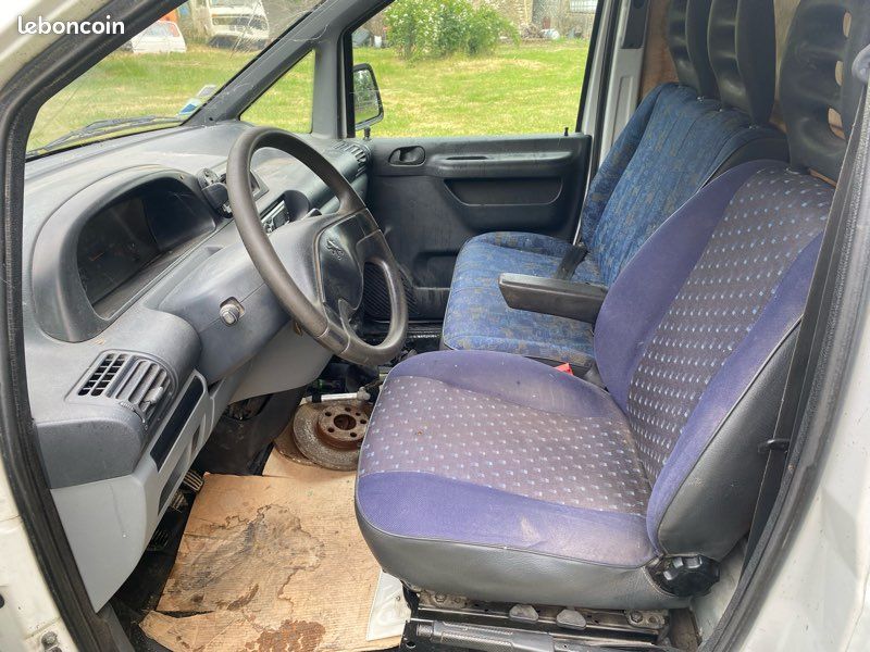 Pièces Peugeot expert (image 3)