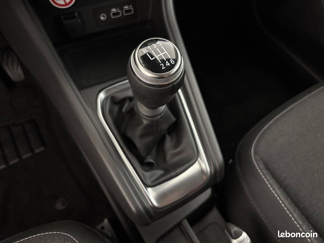 RENAULT Captur TCe 90 Evolution (image 13)
