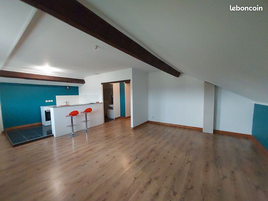 Appartement 2 pièces 60 m² · à Polliat · 60 m² · 599 €/mois