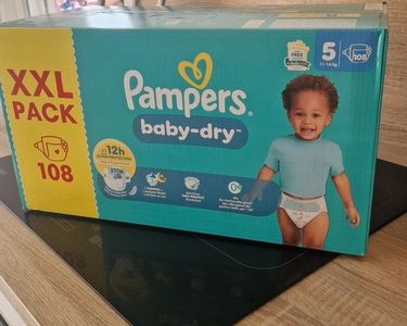 Pack xxl 108 couches pampers taille baby-dry neuf Équipement bébé