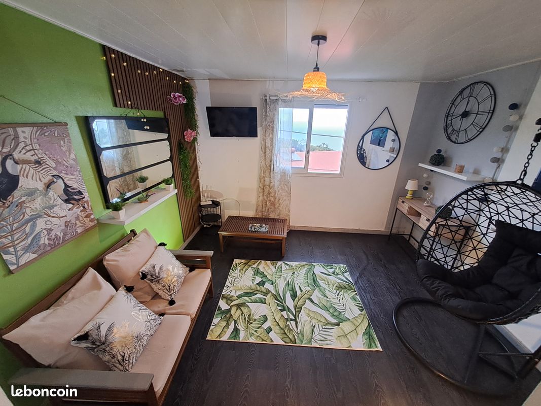 Appartement 2 pièces 35 m² · à Les Trois-Bassins · 35 m² · 700 €/mois