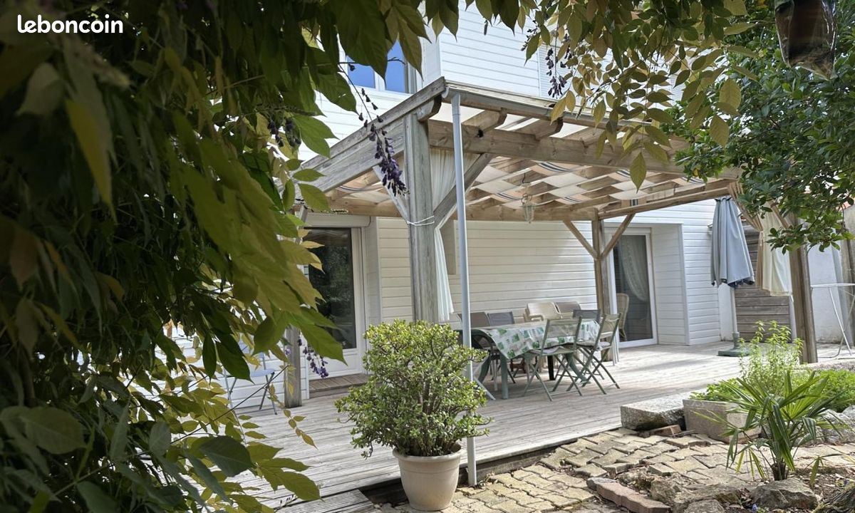 Maison 5 pièces 157 m² · à Saint-Vincent-sur-Graon · 157 m² · 272 700 €