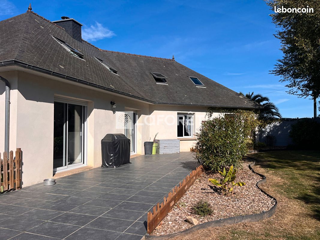 Maison 9 pièces 174 m² · à Penvénan · 174 m² · 598 500 €