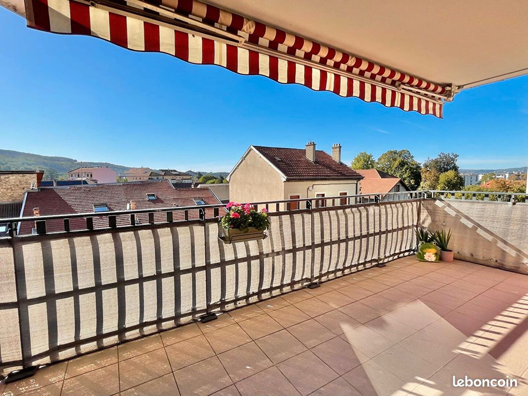 Appartement 3 pièces 64 m² · à Bourgoin-Jallieu · 64 m² · 255 000 €