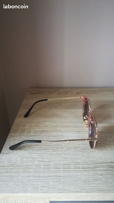 Lunette de soleil (image 2)