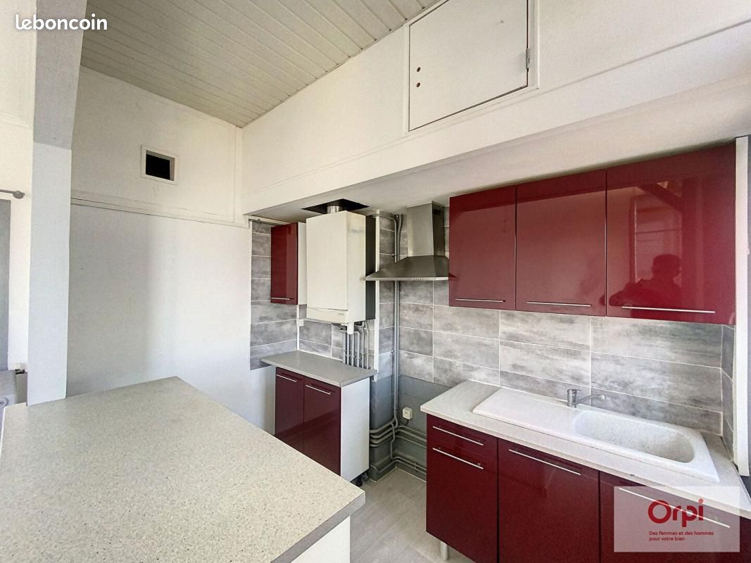 Appartement 3 pièces 54 m² · à Montluçon · 54 m² · 415 €/mois