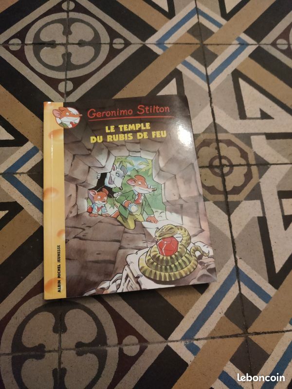 Lot livres Geronimo Stilton (image 4)