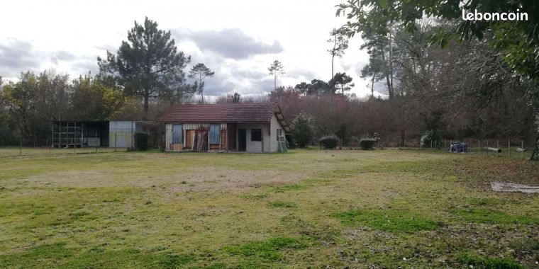 Terrain 1 455 m² Ygos Saint Saturnin